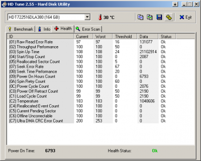 HDTune_Health_HDT722516DLA380.png