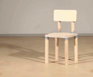 DRMchair.gif