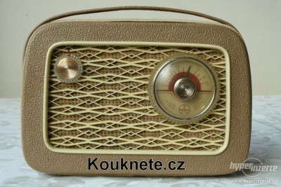 3002783-koupim-stara-predvalecna-radia-philips-telefunken-aj--4.jpg