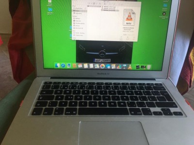 Macbook Air 13,3  1.jpg